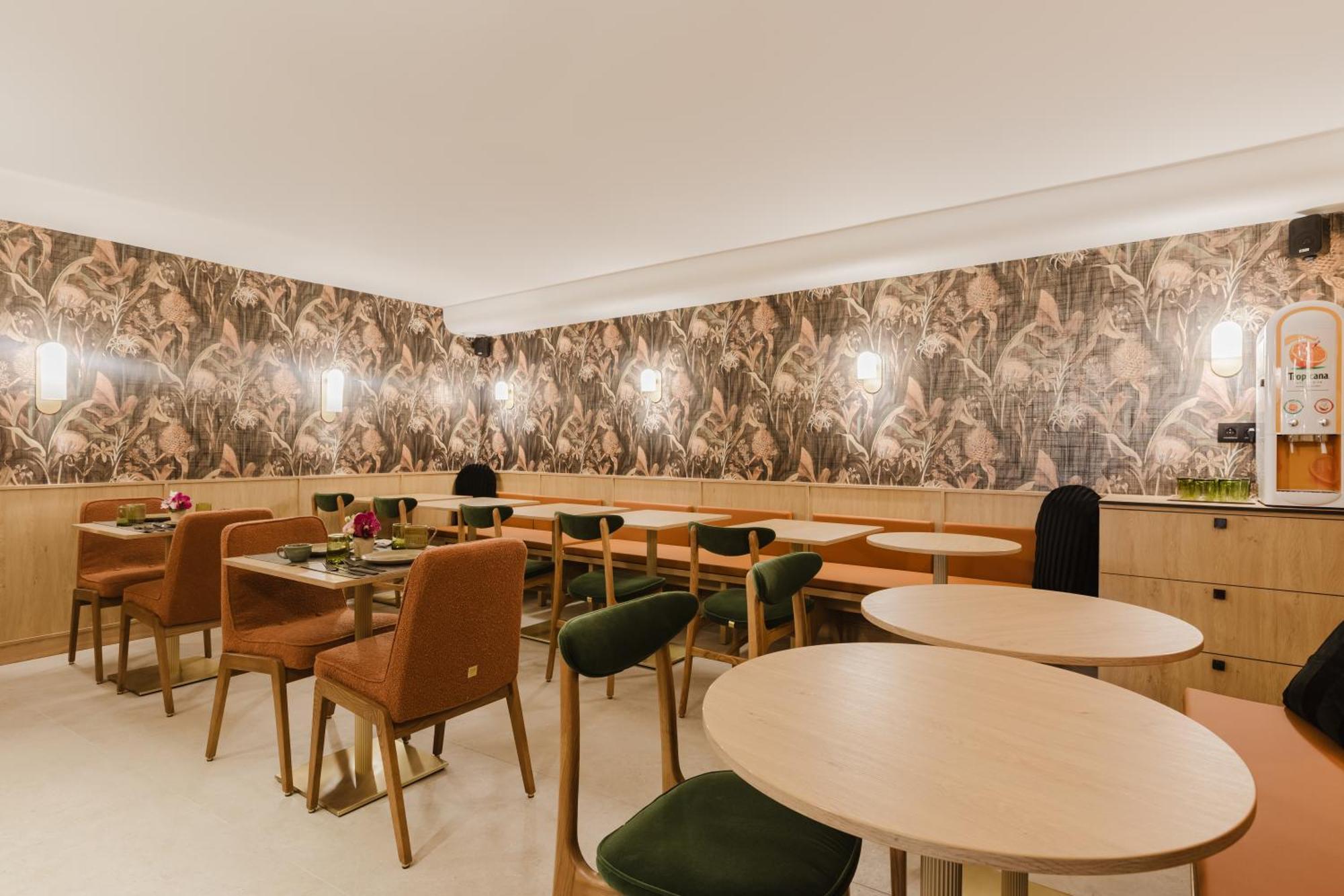 Opera Hotel