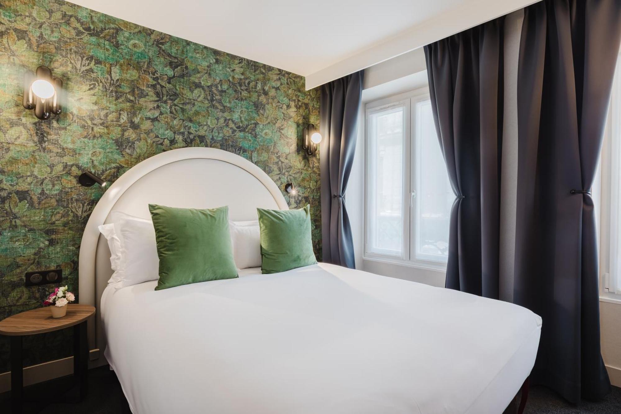 Opera Hotel 3*